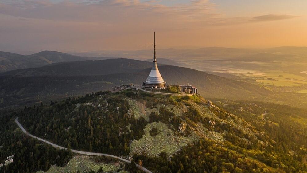 Ještěd, dominanta Libereckého kraje. Foto LK